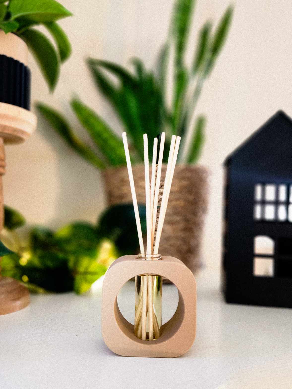 Tabletop Reed Diffuser - Greenhouse